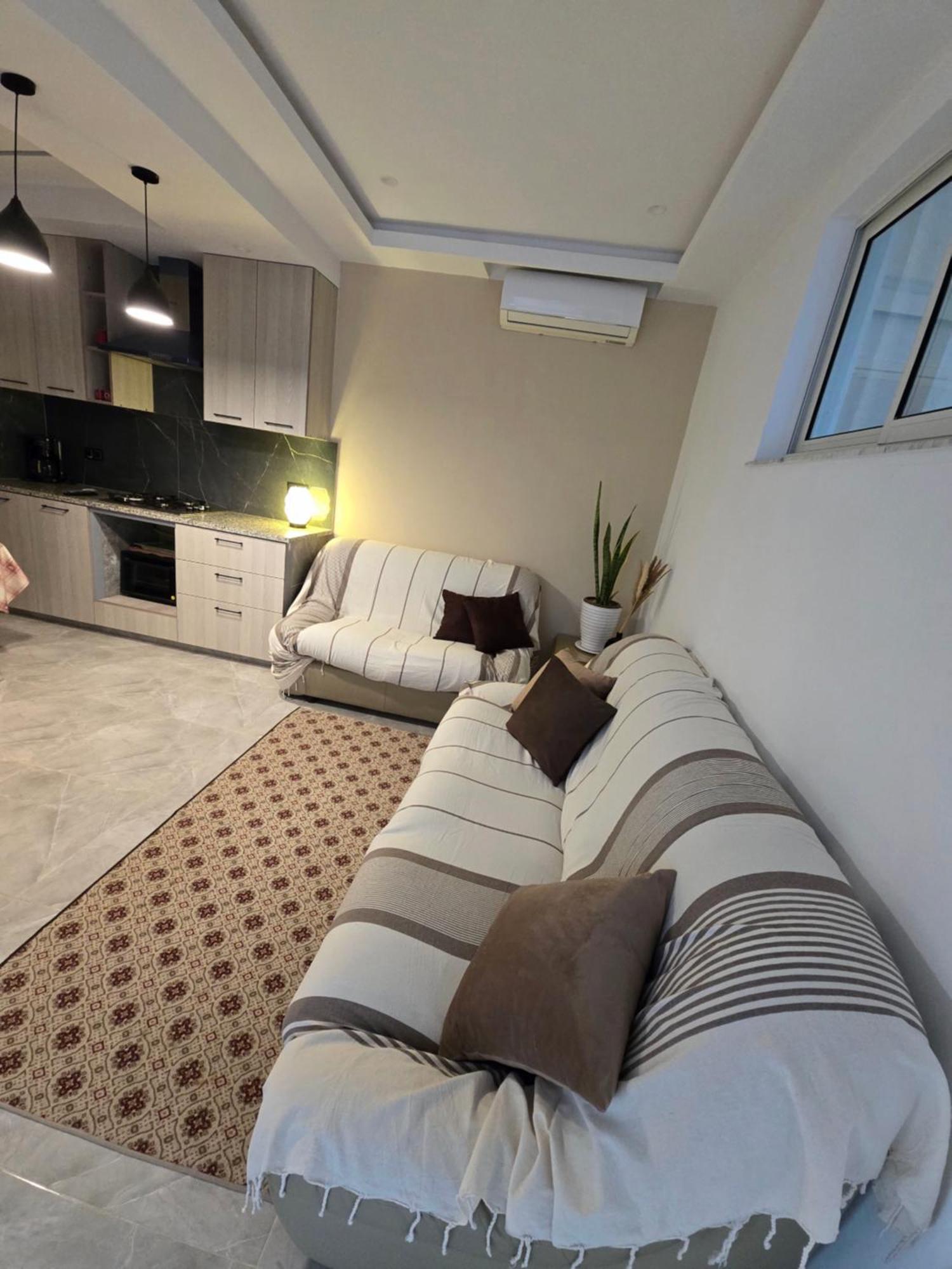 Appartements De Luxe Pres De La Mer 纳布勒 外观 照片